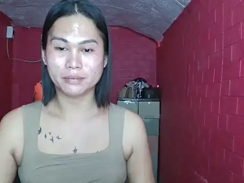 Snapshot of sexychekaiixxx chatting on June 14, 4:47 am sexychekaiixxx online show from June 14, 4:47 am