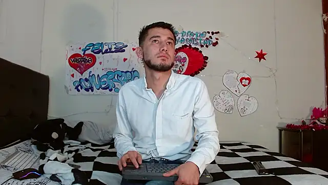 Snapshot of picante70_ chatting on February 26, 11:31 am picante70 online show from February 26, 11:31 am