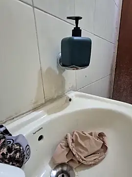 crawlerdrill online show from November 9, 2:43 am