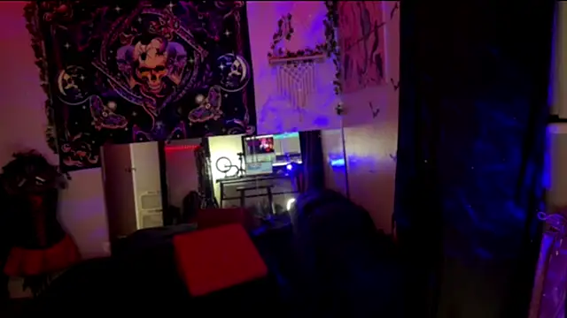 Karmagirl67 online show from May 5, 5:59 am