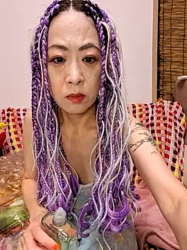 Snapshot of jyuse000ryuse chatting on July 18, 1:04 pm jyuse000ryuse online show from July 18, 1:04 pm