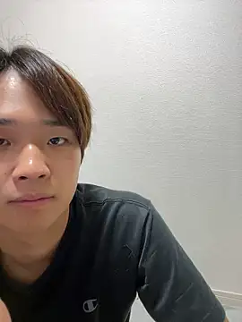 Snapshot of nagi_112 chatting on October 15, 11:10 am nagi 112 online show from October 15, 11:10 am