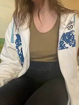 KittieCreme online show from June 9, 3:23 pm