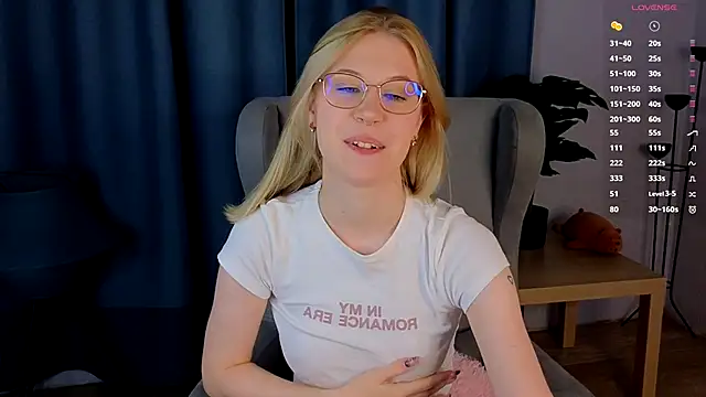 lovedrope online show from October 18, 5:25 pm