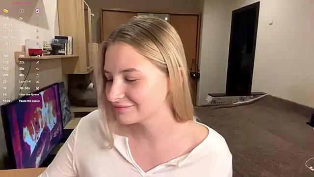 VictoriaMystery online show from November 3, 4:52 pm