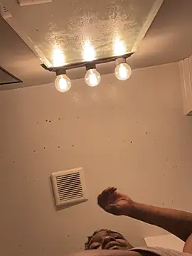 Snapshot of bamahead chatting on March 2, 3:52 am bamahead online show from March 2, 3:52 am