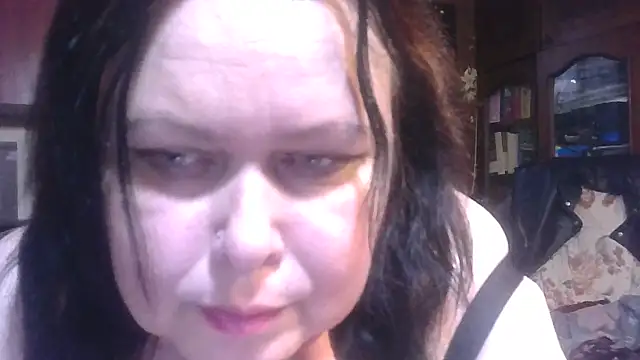 CharleeKendall online show from December 14, 1:05 pm