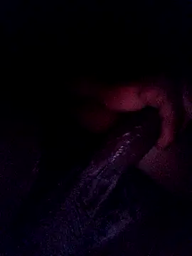 Snapshot of MyGuy352 chatting on November 18, 8:24 pm MyGuy352 online show from November 18, 8:24 pm