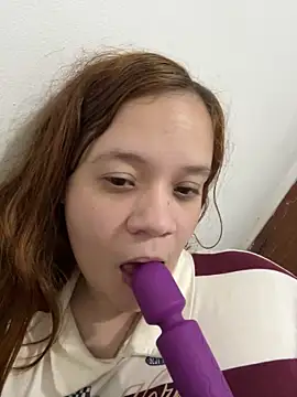 ruivinhadancer online show from June 19, 5:34 am