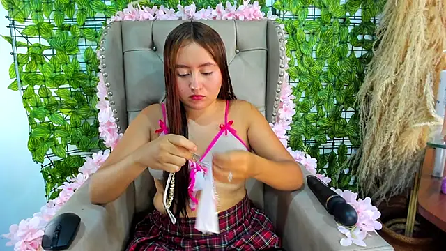 melodi pink online show from December 21, 6:31 am