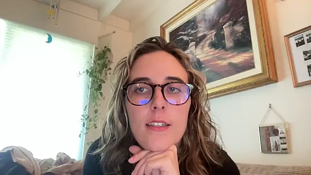 lill daddysgirl online show from February 3, 7:52 pm