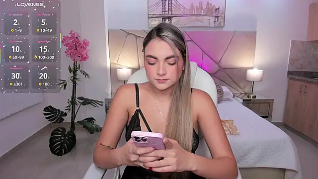 Lena nova online show from November 25, 8:14 am