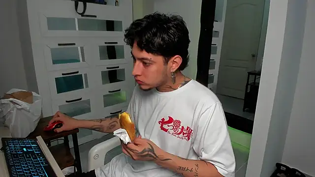 Sky Wild online show from March 22, 4:49 am