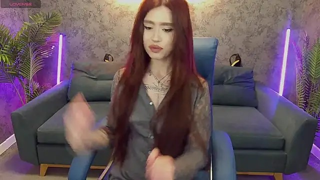 Snapshot of AriXo_ chatting on October 16, 7:42 am AriXo online show from October 16, 7:42 am