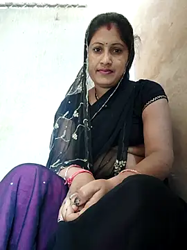 Snapshot of Rayal_bhabi chatting on April 7, 1:28 am Rayal bhabi online show from April 7, 1:28 am