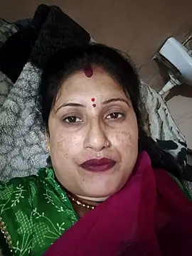 Snapshot of Rayal_bhabi chatting on May 11, 1:39 pm Rayal bhabi online show from May 11, 1:39 pm