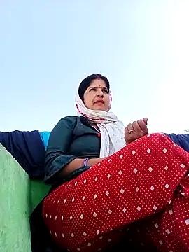 Karishma cute online show from November 13, 8:02 am