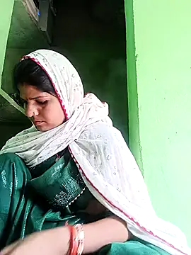 Karishma cute online show from November 18, 9:47 am