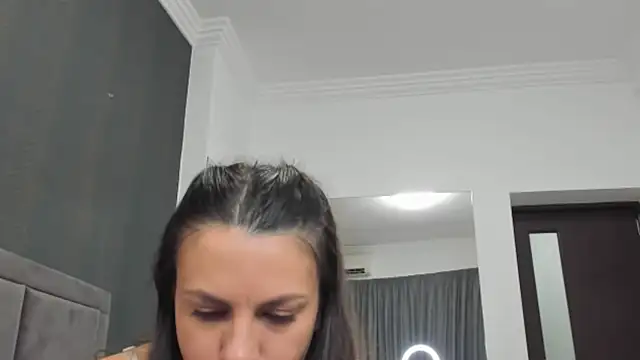 Snapshot of NattyCharm chatting on November 21, 6:01 am NattyCharm online show from November 21, 6:01 am