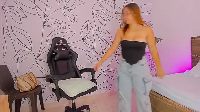 merida 06 online show from November 26, 10:44 pm