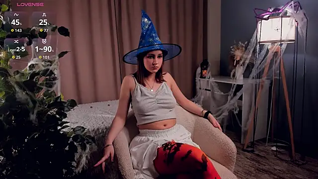 KrisWaller online show from October 29, 11:12 am