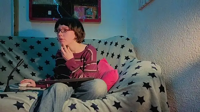 ReincarnatedAngel online show from October 16, 5:58 pm