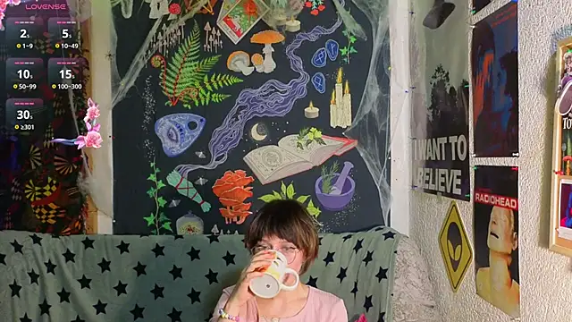 ReincarnatedAngel online show from November 24, 8:30 pm