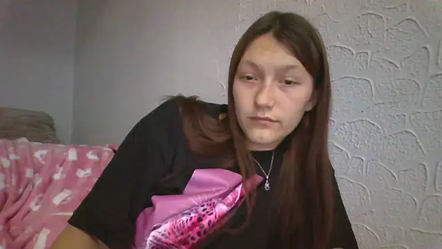 Snapshot of luna_tt chatting on December 15, 8:13 pm luna tt online show from December 15, 8:13 pm