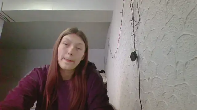 Snapshot of luna_tt chatting on February 8, 2:09 pm luna tt online show from February 8, 2:09 pm