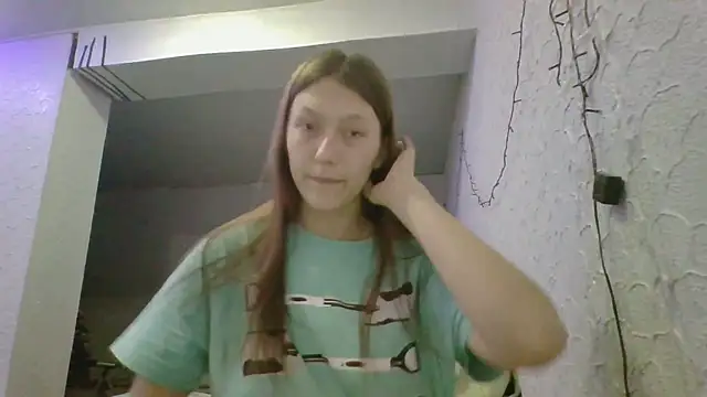 Snapshot of luna_tt chatting on February 24, 6:39 pm luna tt online show from February 24, 6:39 pm