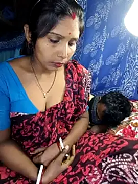 Snapshot of JYRR25 chatting on February 10, 4:44 pm JYRR25 online show from February 10, 4:44 pm