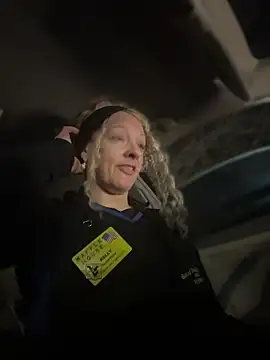 queenkelly1234 online show from February 15, 3:25 am