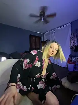 queenkelly1234 online show from March 22, 6:44 pm