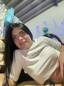 Snapshot of PamelaJonsom_ chatting on February 12, 11:22 pm PamelaJonsom online show from February 12, 11:22 pm