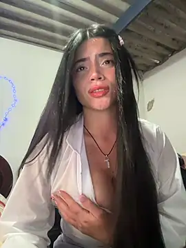 Snapshot of PamelaJonsom_ chatting on February 17, 10:38 pm PamelaJonsom online show from February 17, 10:38 pm