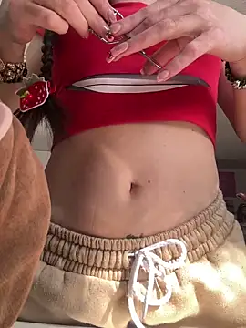 Snapshot of PamelaJonsom_ chatting on March 4, 1:50 pm PamelaJonsom online show from March 4, 1:50 pm