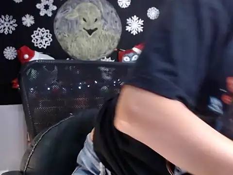 Lucyy Naugthy online show from November 26, 1:12 pm