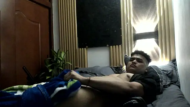 rexforctz online show from November 25, 8:25 am