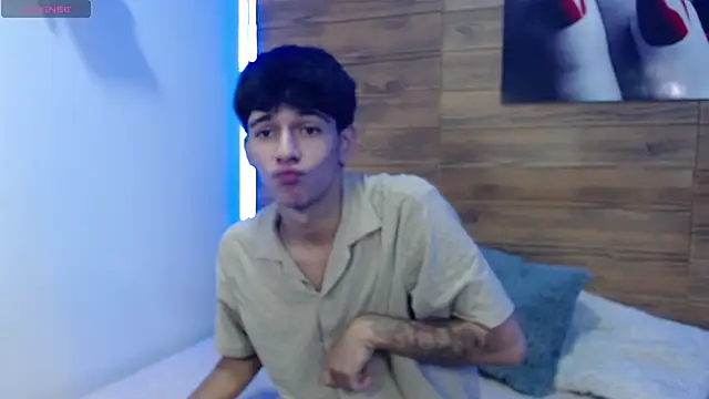 AmethystShadow17 online show from October 18, 1:01 pm