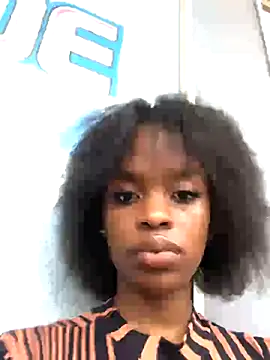 TinyThick online show from November 15, 1:18 pm