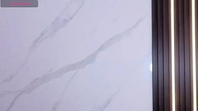 Snapshot of Alisson_brown1_ chatting on October 30, 8:20 pm Alisson brown1 online show from October 30, 8:20 pm