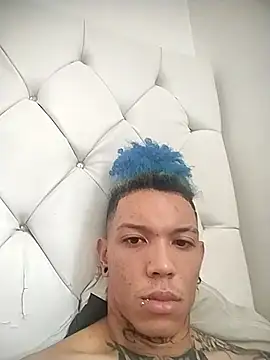 Overinktt online show from November 1, 4:53 pm