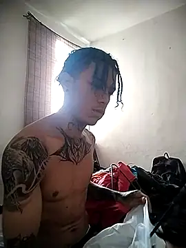 Overinktt online show from November 10, 5:45 pm