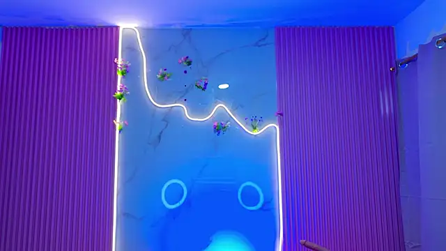 dafne17  online show from April 1, 8:06 pm