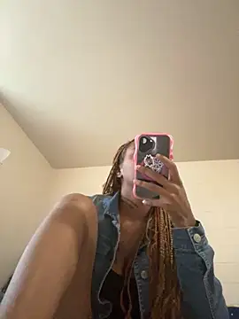 Snapshot of Soulsnatchingtsunami chatting on October 21, 3:13 pm Soulsnatchingtsunami online show from October 21, 3:13 pm