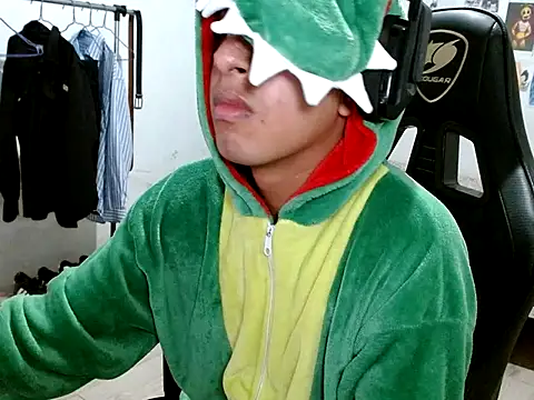 Collucci online show from December 22, 3:03 am