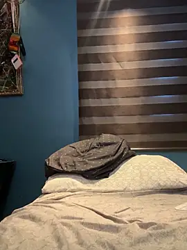 AlexRZ93 online show from October 14, 12:33 am