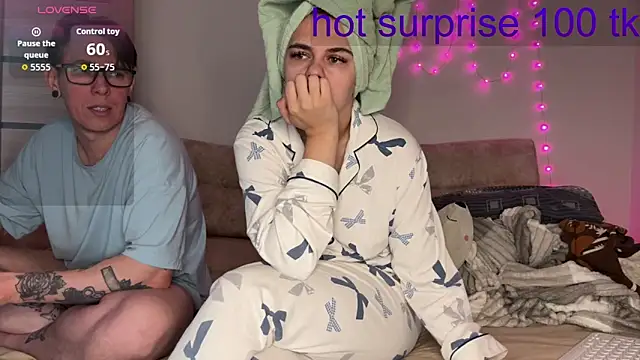 live sexy online show from April 15, 7:48 am