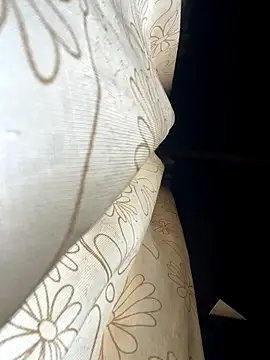 Zoe fire online show from October 29, 1:02 pm