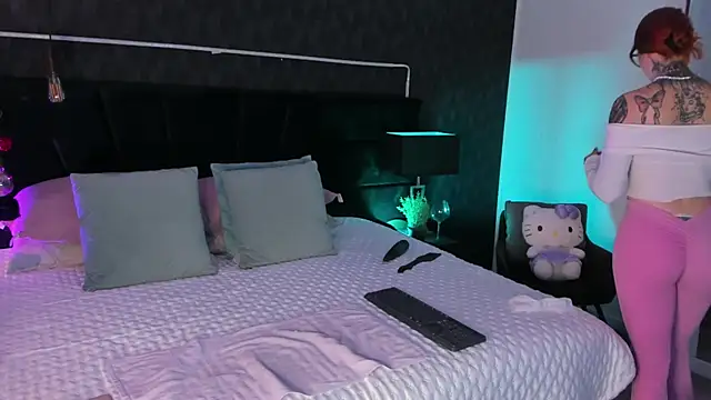 Snapshot of mariianna_lopez_ chatting on March 6, 11:47 am mariianna lopez  online show from March 6, 11:47 am